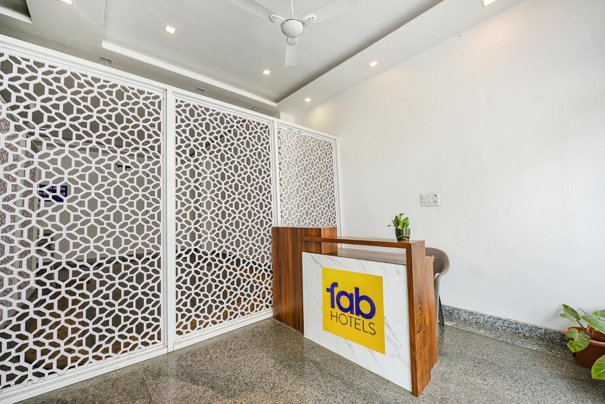 Hotel Jaswinder Bhawan Haridwār Exterior foto